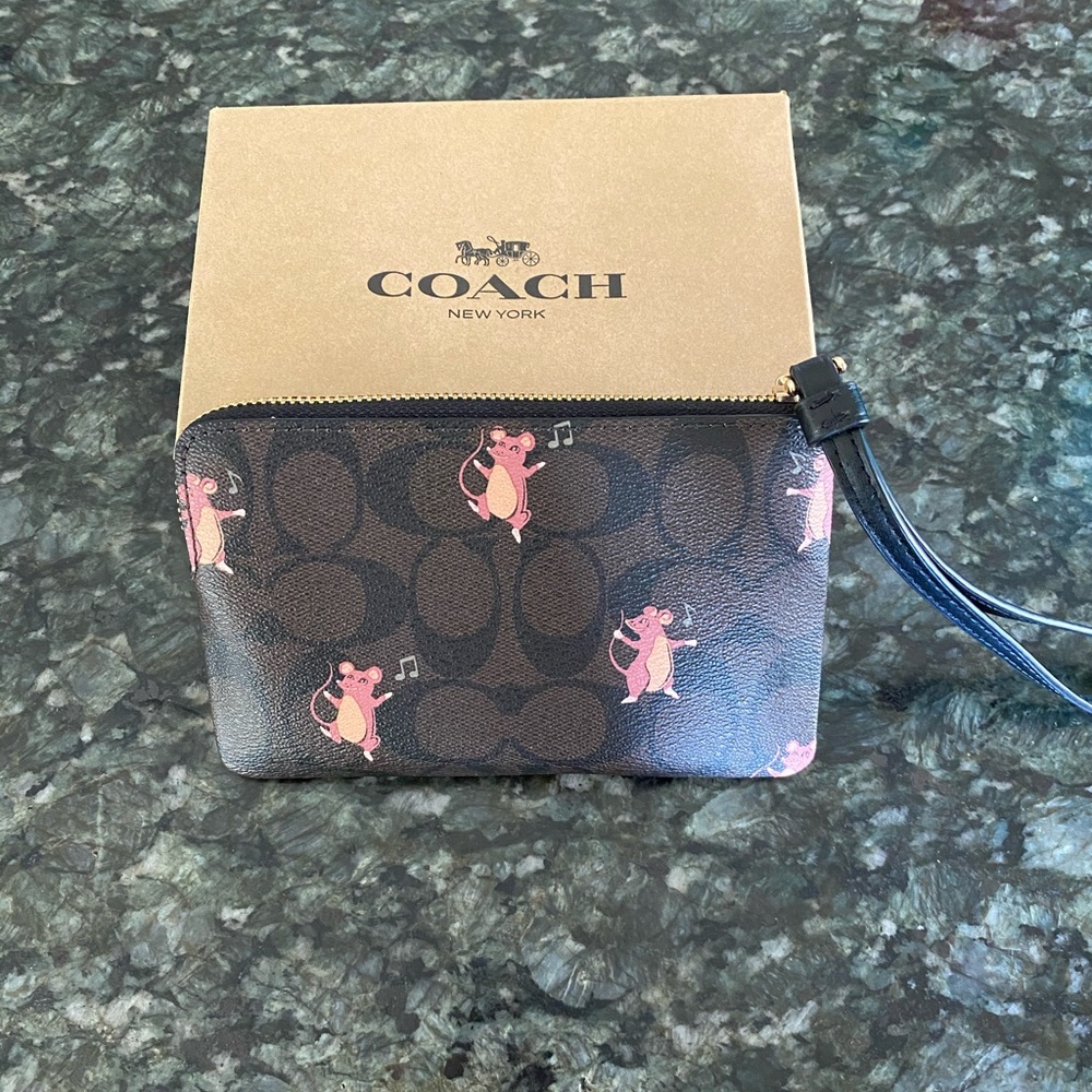 NEW! Coach Party Mouse Corner Zip Wristlet